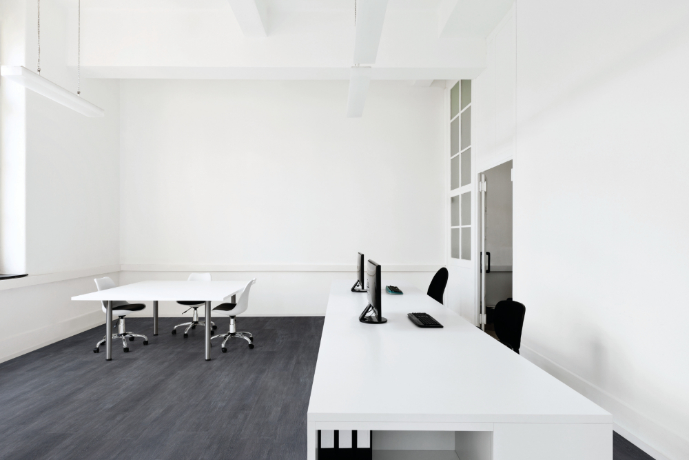 LVT