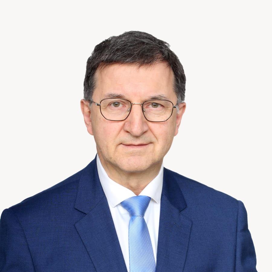 “Je kan geen omelet bakken zonder eieren te breken.”