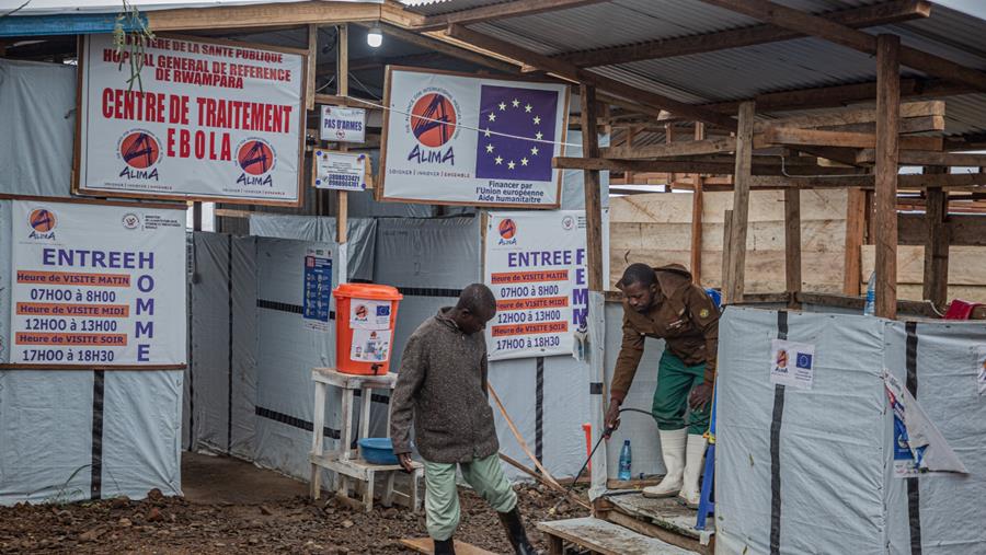 Ebola : MSF veut intégrer les enfants aux essais de traitements préventifs