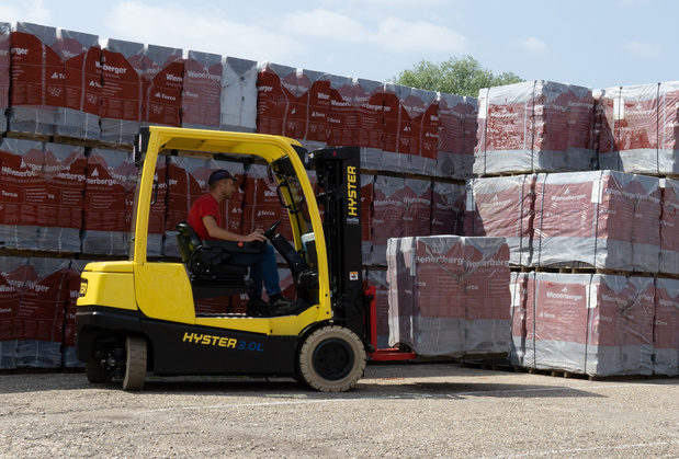 Li-ion heftrucks: wel of niet geschikt voor jouw onderneming?