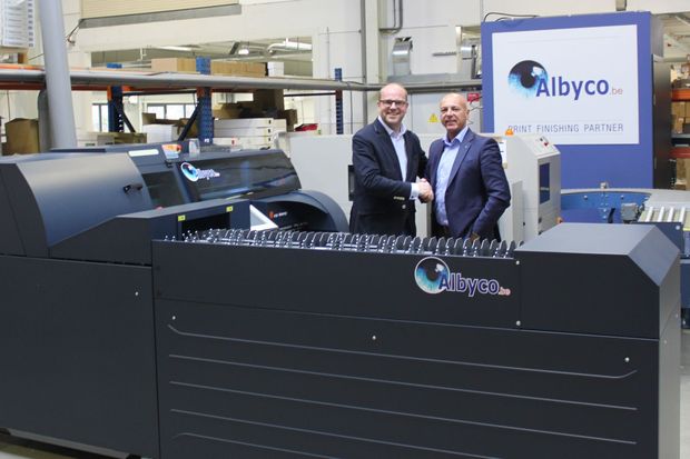 UNIVERSITAS - Schoten investit dans une C.P. Bourg BB3102