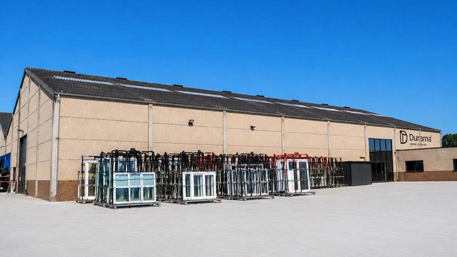 Durama opte pour une base solide pour les menuiseries en PVC et en aluminium